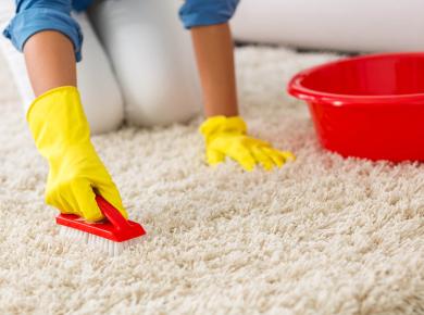 How to Clean Carpet without a Machine