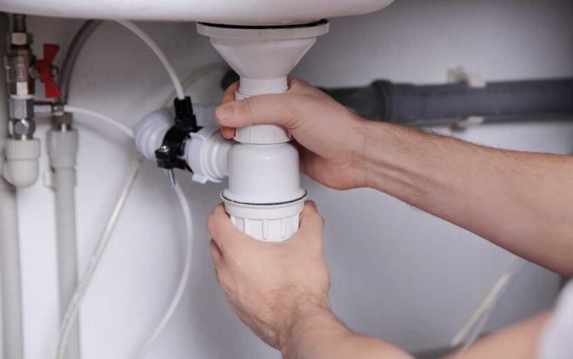 Clogged Drain Deep in Pipe How to Clear the Blockage HOMIVI