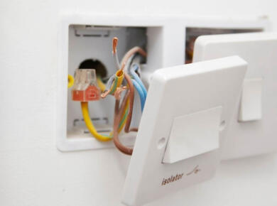 Wiring a Light Switch and Outlet on the Same Circuit