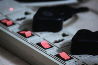 On/Off Switch Symbols Explained: I, O, Standby, and Power Icons - HOMIVI