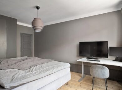 How to Declutter Your Room A Comprehensive Guide to Creating a Minimalist Space